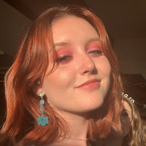 Meet your Posher, Casey